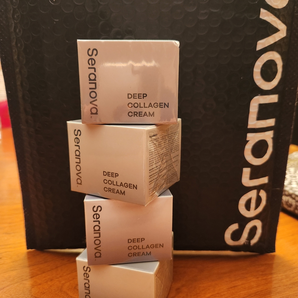 Deep Collagen Cream Lot (4) with 3 Sets Micropatches and 1 Serum Kit